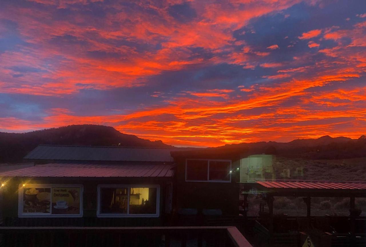 Bryce Sunset Inn パンギッ​​チ エクステリア 写真